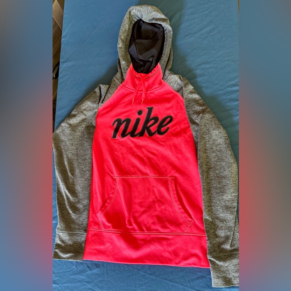 Nike Women's Pink and Gray Hoodie